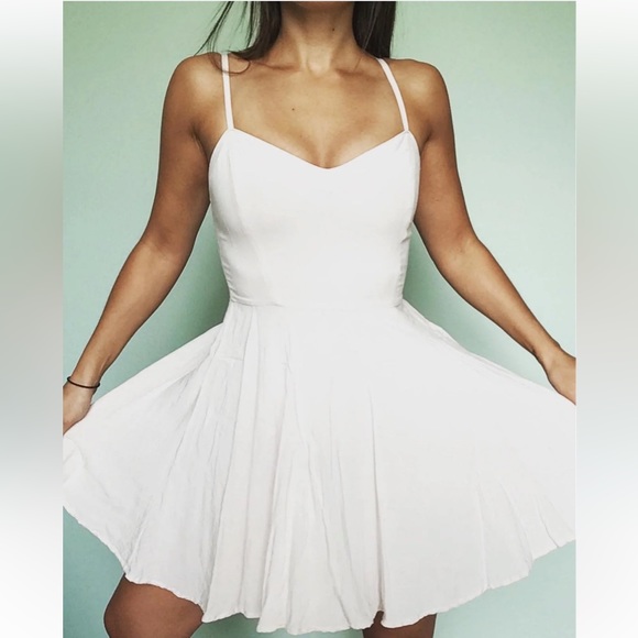 Aritzia Talula Dress White - Picture 3 of 3